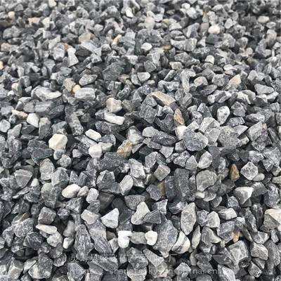 五蓮灰色石子與景觀卵石的魅力 打造自然和諧的現(xiàn)代景觀